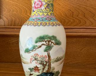 chinse vase. 