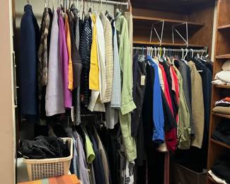Unmarked clothing