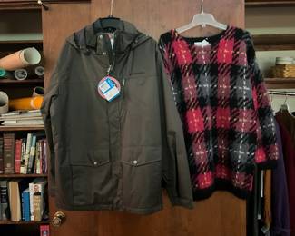 Unmarked clothing