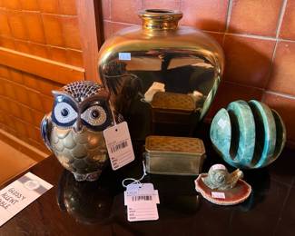 glossy accent table, ceramic and brass owl, betel nut compartment box