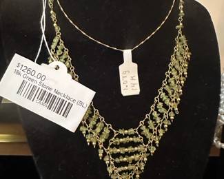 18k Green Stone Necklace