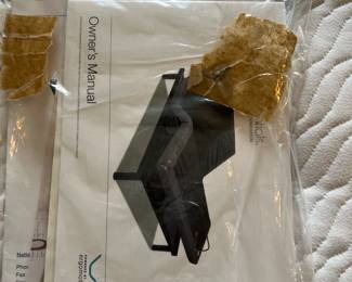 Serta Queen Size Adjustable Bed -$350