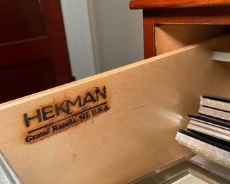 Hekman 4 Drawe Dresser