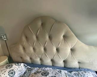 Queen Size Bed with Saatva Classic Mattress