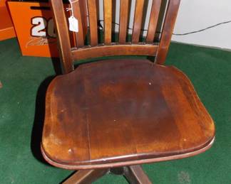 Vintage desk chair