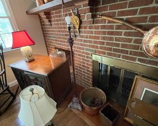 More copper items and lamps.