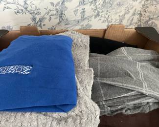 Women's clothes (size medium).