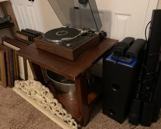 Vintage Pioneer record player. Onn surround sound speakers set.