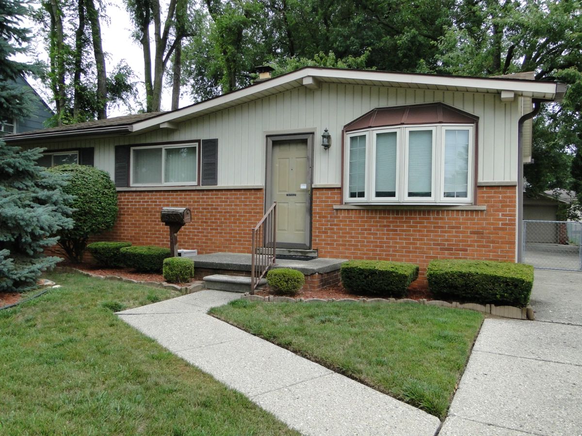 Welcome to the Livonia Estate Sale