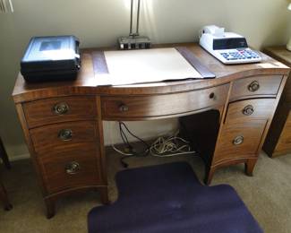 beautiful office desk