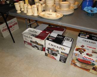 Lots of various models of Crock-Pots to choose from
