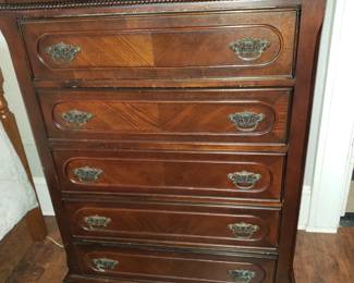 Chest of Drawers 