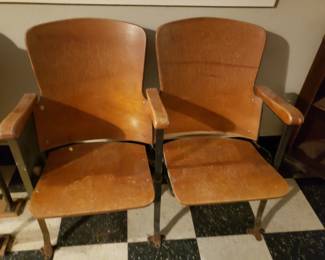 Set of 2 Theater Chairs