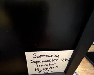 #77	Samsung Syncmaste 930B Monitor - 19"	 $40.00 
