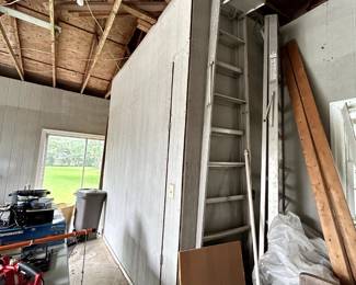 #92	Aluminum 12 Foot Ladder 	 $75.00                  
 #93	Aluminum 10 foot Ladder	 $60.00 

