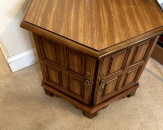 #38	Octagonal End Table w/1 door	 $30.00 
