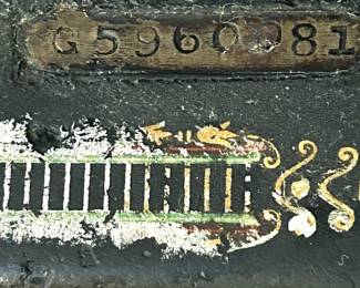 #32	Singer Sewing Machine in Singer Cabinet w/6 carved drawers 	 $100.00 
