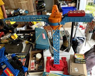 #132	Remote Control Crane	 $25.00 
