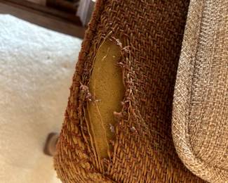 #16 Wood Double Leg Table w/1 leaf & 6 chairs  - 66-84x42x30	 $175.00 
