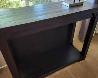 Black Modern Entry/Sideboard/Decorator Table