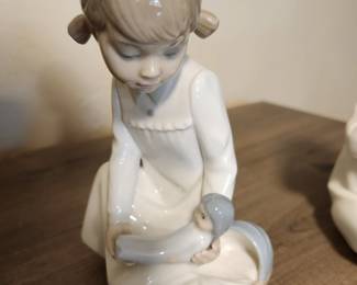 Vintage  Laphir Porcelain Figure from Spain 