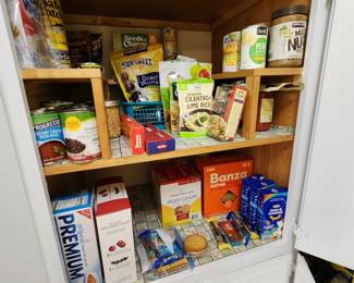 Lots of food and seasonings....this is just one of the cuboards. 