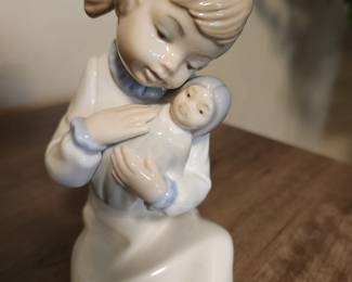 Vintage  Laphir Porcelain Figure from Spain 
