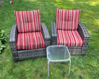 2 outdoor chairs