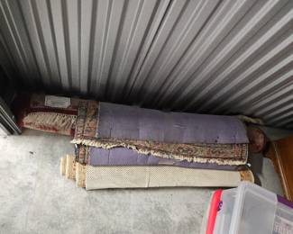 Nice Rugs and Runner