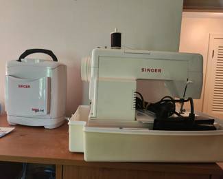 Portable Singer w/Accessories