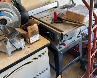 Table saw
Delta compound miter saw