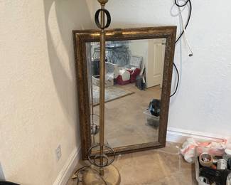 Vintage lamp- needs rewired 
Mirror 