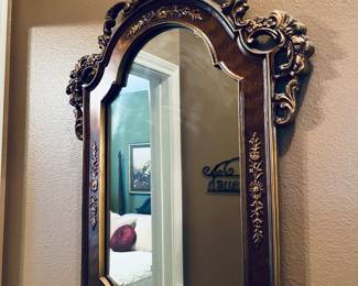 Gorgeous vintage mirror.