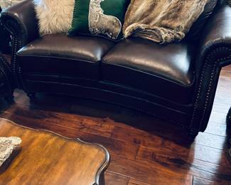 Love seat. Like new.