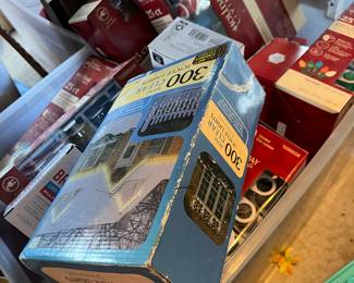 TONS OF CHRISTMAS LIGHTS NEW IN BOX!