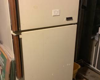 Good working refrigerator by Frigidaire