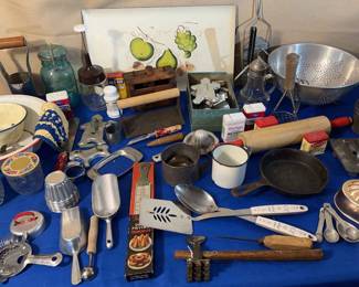 Vintage Kitchen Items 