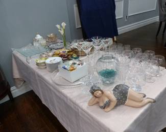 Bric-a-brac, stemware