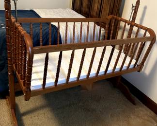 VIntage Jenny Lind cradle