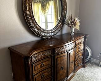 dresser and mirror set