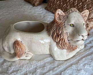 Lion planter, was $15, NOW $10