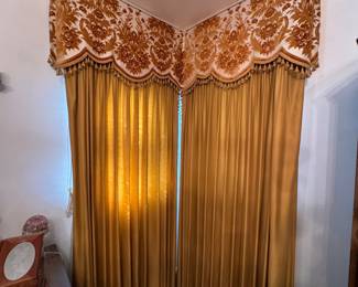 Very ornate drawing room style draperies
