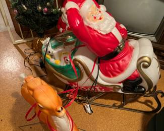 Vintage ‘70’s Empire Light Up Santa Sleigh Blow Mold
