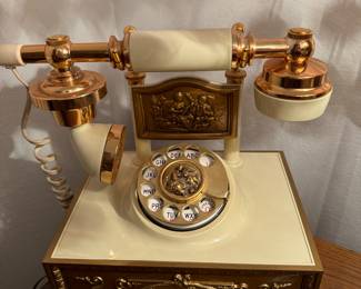 Vintage DECO-TEL French Victorian rotary phone