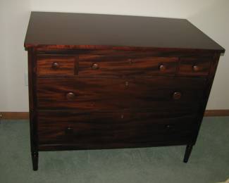 Chest of drawers