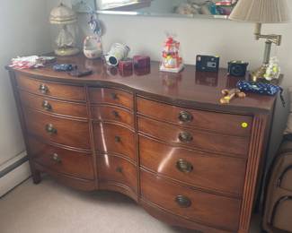 Estate Sale By Olga in Piscataway NJ