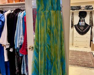 ~Women’s Clothing: A lovely woman’s closet full of a great finds and everyday staples.. Just in time for Winter- a GORGEOUS Vintage Full Length Sable Coat from Neiman Marcus! Other great Items with names like Diane Von Furstenberg, Rose Taft, Neiman Marcus, Halston, Johnny Was, St John Couture, Bob Mackie, Albert Nipon, Liz Claiborne, Philippe Marques, Mita, Basler, Eileen Fisher, Karen Scott, San Remo, Jennifer Roberts, Jack Bryan, Chico’s, Draper’s & Damon’s, Gump’s, Toula, Doncaster, Pendleton to Coldwater Creek.. (Size 16/18ish or L/XL).. Shoes from Stuart Weitzman, Cole Haan, Evan Picone to Keds.. (Size 11ish).. Some really great brand names to add to your own wardrobe!