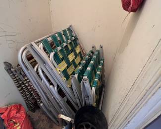 Lawn chairs 