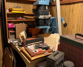 Dark room equipment 