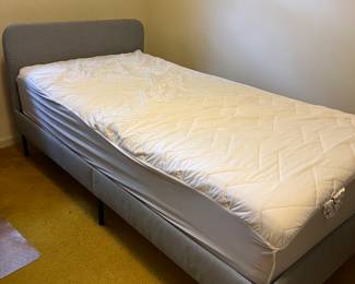 Adjustable twin bed
Only used for about a month